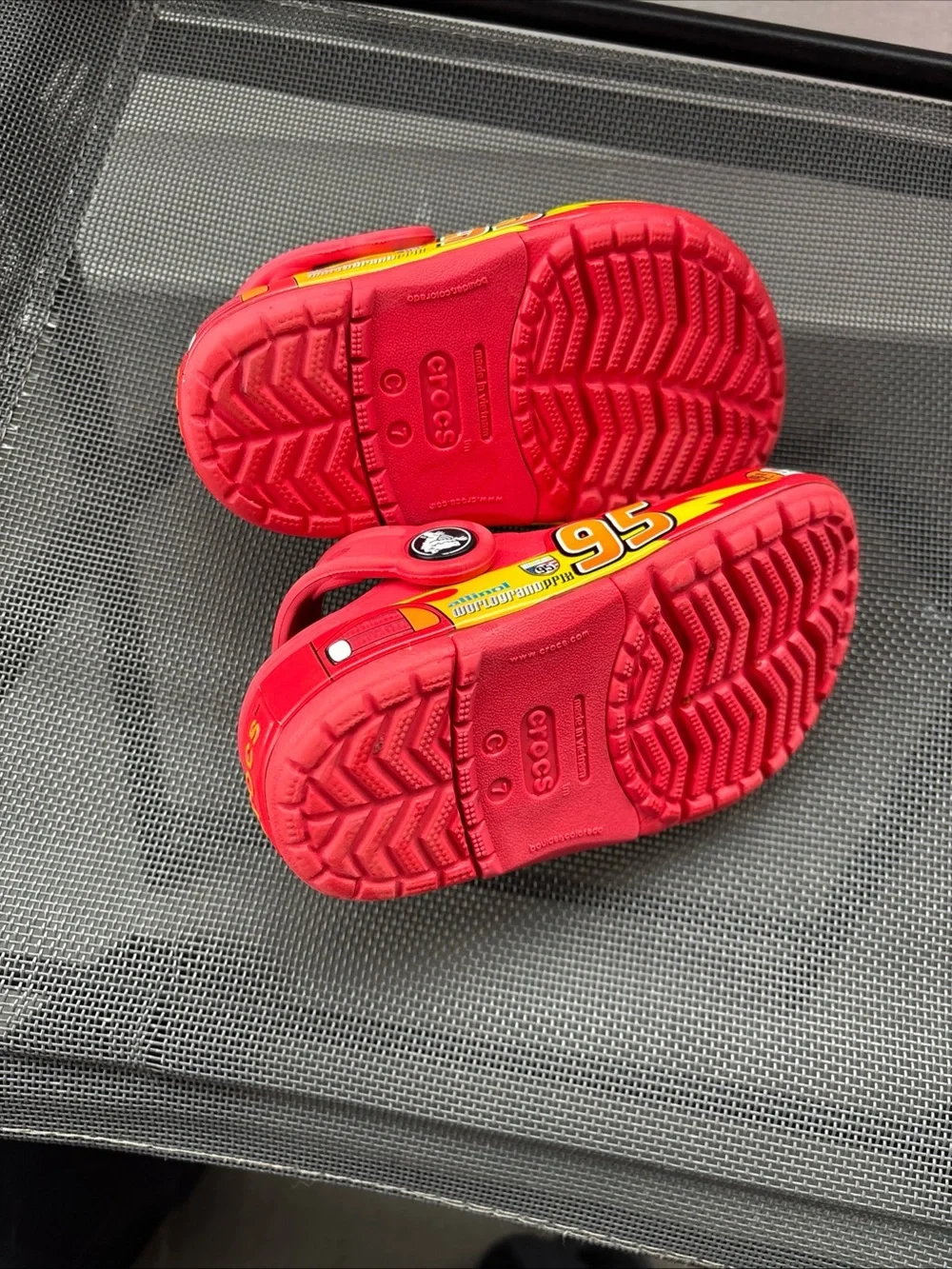 Crocs Lightning McQueen Clog Toddler Light Up Disney Pixar Cars Size 7 C7 Toddle